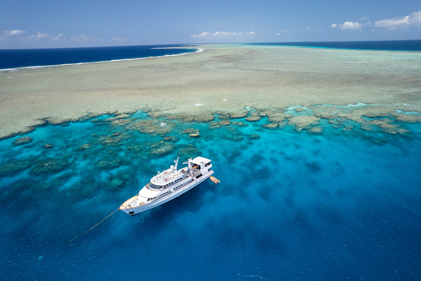 Overnight & Liveaboard Reef Trips